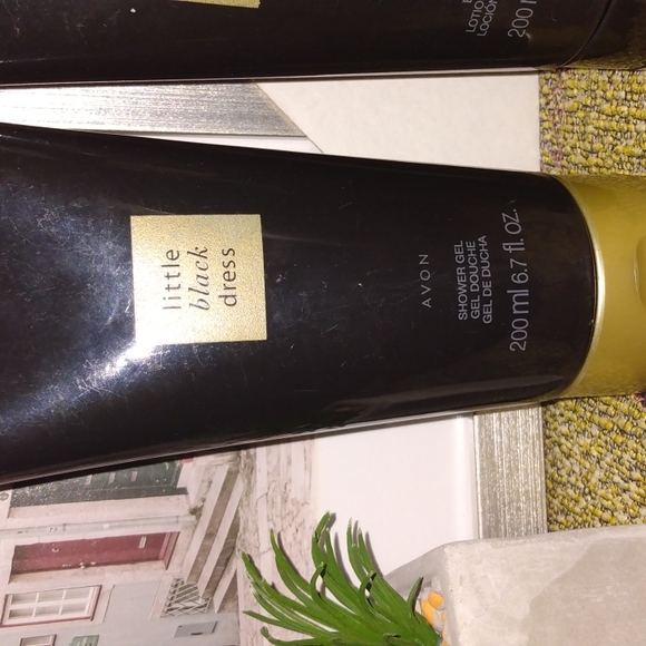 Little black dress duo - Picture 2 of 6